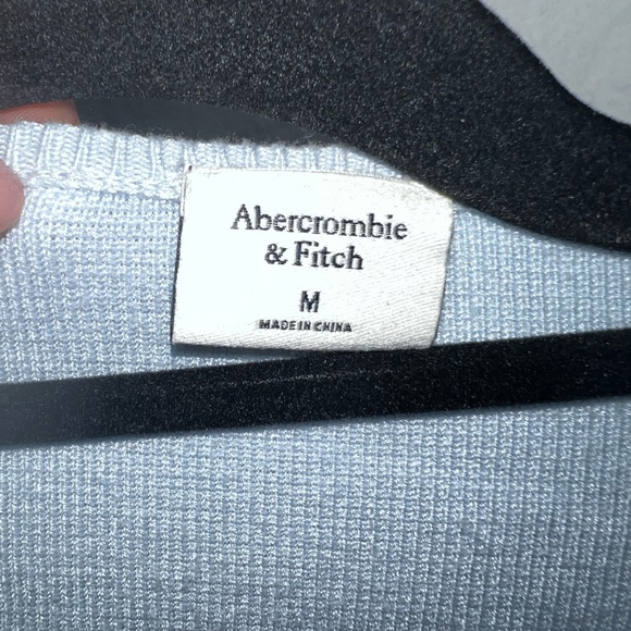 Light blue eyelet clasp sweater / cardigan - M - Picture 3 of 5